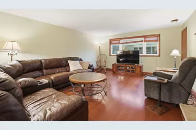 16236 Princeton Avenue, Tinley Park, IL 60477 - Photo 10