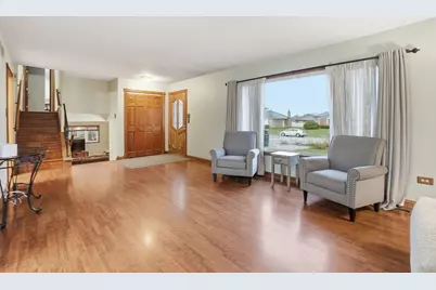 16236 Princeton Avenue, Tinley Park, IL 60477 - Photo 8