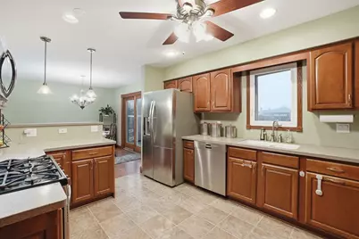 16236 Princeton Avenue, Tinley Park, IL 60477 - Photo 6