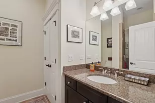 1521 Gregory Ave, Wilmette, IL 60091 - Photo 32