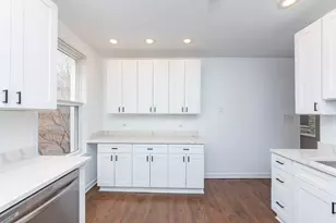 1426 N Greenview Ave, Chicago, IL 60642 - Photo 4