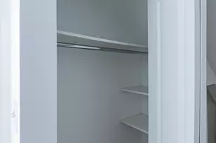 1426 N Greenview Ave, Chicago, IL 60642 - Photo 18