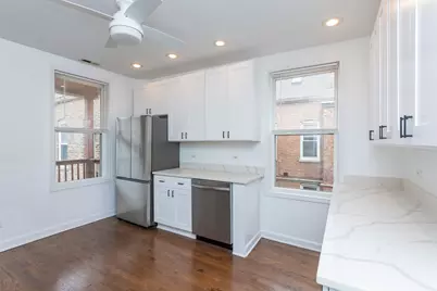 1426 N Greenview Avenue #3, Chicago, IL 60642 - Photo 2