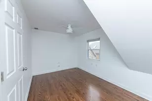 1426 N Greenview Ave, Chicago, IL 60642 - Photo 10