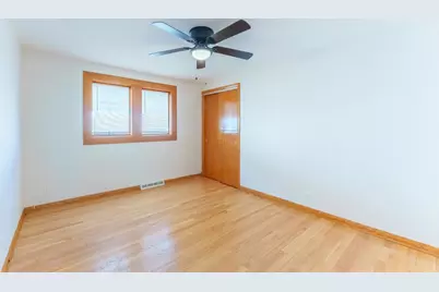 6210 W 64th Street, Chicago, IL 60638 - Photo 10