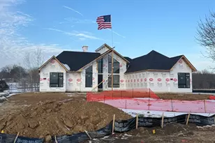 4311 Red Tail Ln, Johnsburg, IL 60051 - Photo 1