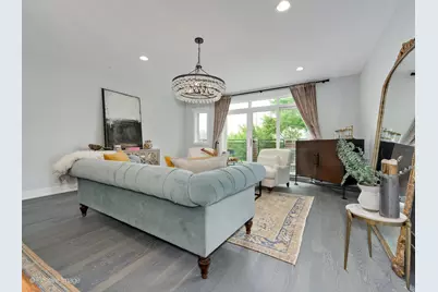 602 N May Street #3, Chicago, IL 60642 - Photo 4