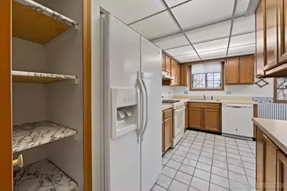 1258 Chalet Road #201, Naperville, IL 60563 - Photo 14