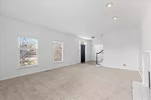 2321 Steeple Chase Circle W, Libertyville, IL 60048 - Photo 12