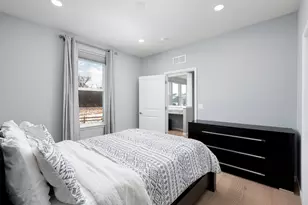 1127 Hibbard Rd, Naperville, IL 60563 - Photo 24