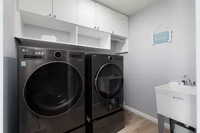 1127 Hibbard Road, Naperville, IL 60563 - Photo 40