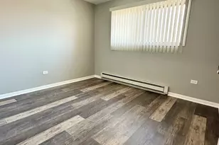 6334 W 65th St, Chicago, IL 60638 - Photo 8