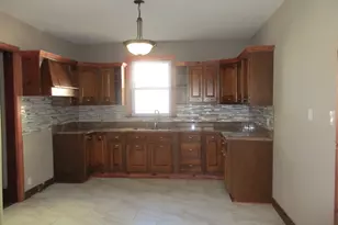 369 S Chicago Ave, Kankakee, IL 60901 - Photo 14