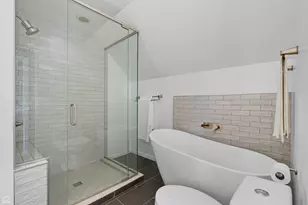 3756 N Newcastle Ave, Chicago, IL 60634 - Photo 16