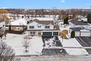 178 W Otto Dr, New Lenox, IL 60451 - Photo 2