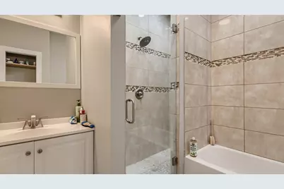 7400 S Stony Island Avenue #206, Chicago, IL 60649 - Photo 8