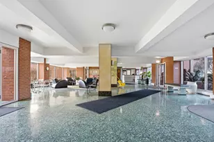 5056 N Marine Dr, Chicago, IL 60640 - Photo 24