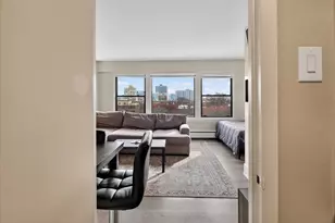 4880 N Marine Dr, Chicago, IL 60640 - Photo 16