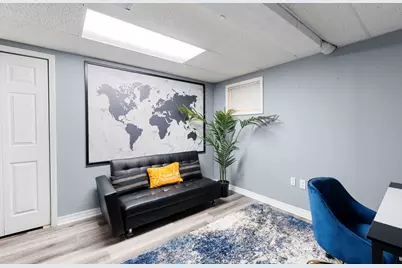 1211 Diane Lane, Elk Grove Village, IL 60007 - Photo 16