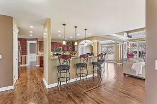 911 Tipperary St, Gilberts, IL 60136 - Photo 10