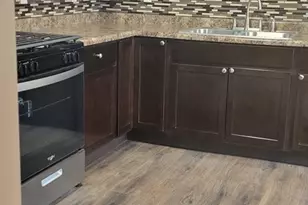 1273 E Chestnut St, Kankakee, IL 60901 - Photo 2