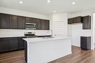 980 Sapphire Ln, Montgomery, IL 60538 - Photo 10