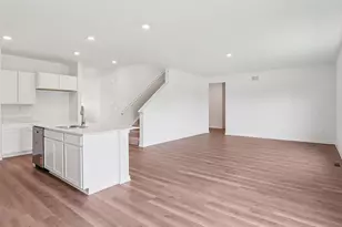 2663 Camelback Dr, Pingree Grove, IL 60140 - Photo 16