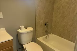 343 E 119th St, Chicago, IL 60628 - Photo 8