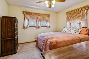 1617 N Hickory St, Crest Hill, IL 60403 - Photo 10