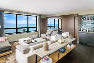 180 E Pearson St, Chicago, IL 60611 - Photo 4