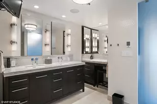 180 E Pearson St, Chicago, IL 60611 - Photo 34