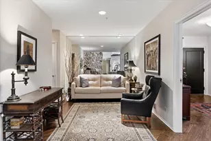 [Address not provided], Chicago, IL 60657 - Photo 10