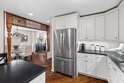 [Address not provided], Chicago, IL 60657 - Photo 8