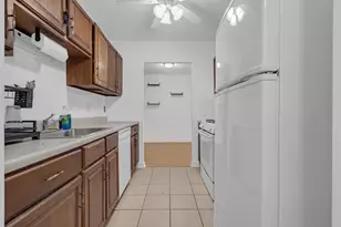 840 Wellington Ave, Elk Grove Village, IL 60007 - Photo 4