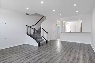 2257 Lake Ridge Dr, Glendale Heights, IL 60139 - Photo 6