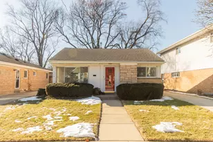 7118 N Merrimac Ave, Chicago, IL 60646 - Photo 2