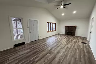 309 N 9th St, Rochelle, IL 61068 - Photo 6