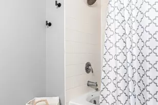 833 W 15th Pl, Chicago, IL 60608 - Photo 12