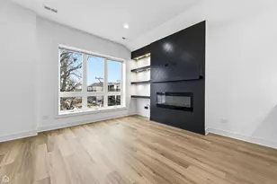 861 E 63rd Pl, Chicago, IL 60637 - Photo 2