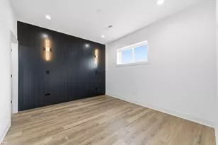 861 E 63rd Pl, Chicago, IL 60637 - Photo 10