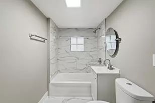 1217 N Harding Ave, Chicago, IL 60651 - Photo 8