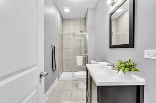 3208 W Wabansia Ave, Chicago, IL 60647 - Photo 14