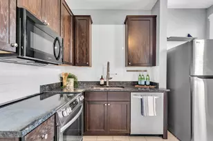 3208 W Wabansia Ave, Chicago, IL 60647 - Photo 18