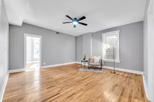 3208 W Wabansia Ave, Chicago, IL 60647 - Photo 8