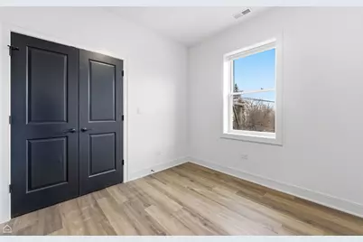 861 E 63rd Place #1, Chicago, IL 60637 - Photo 10