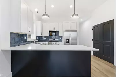 861 E 63rd Place #1, Chicago, IL 60637 - Photo 4