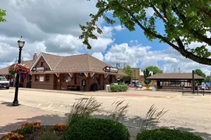 10555 Red Leaf Circle, Lakewood, IL 60014 - Photo 14