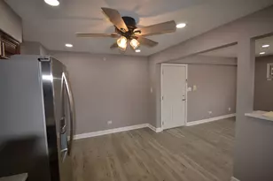 7100 Laverne Ln, Tinley Park, IL 60477 - Photo 12