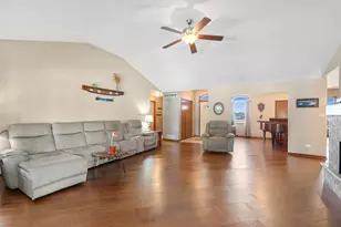 1401 Rolling Pass, Beecher, IL 60401 - Photo 8