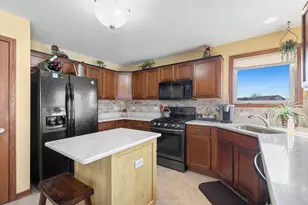 1401 Rolling Pass, Beecher, IL 60401 - Photo 6